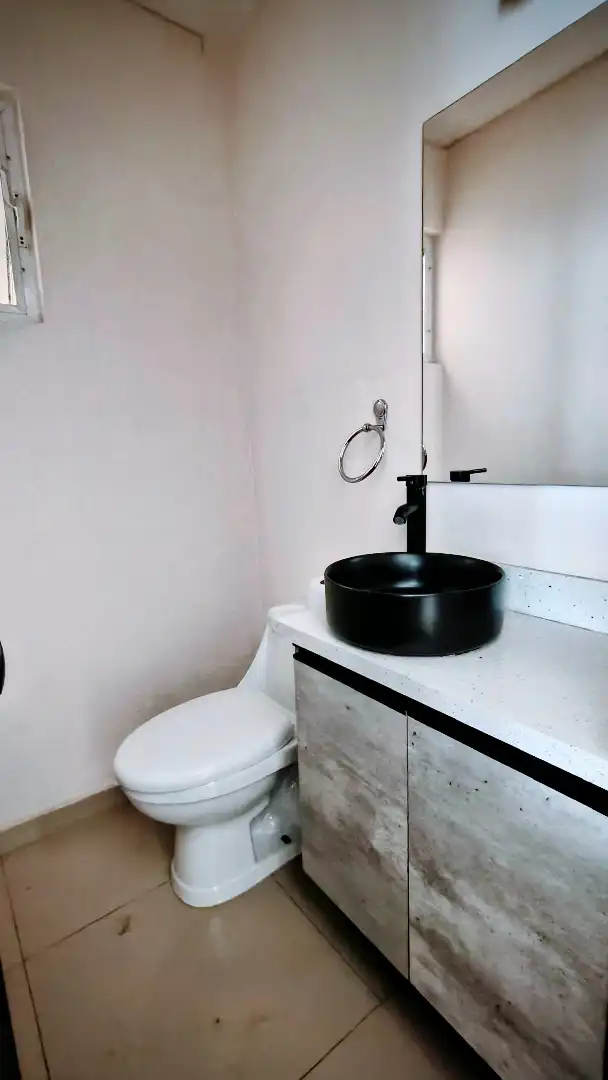 CASA EN PRIVADA DE 8 CASAS EN LOMAS TRUJILLO EN TEMIXCO MORELOS