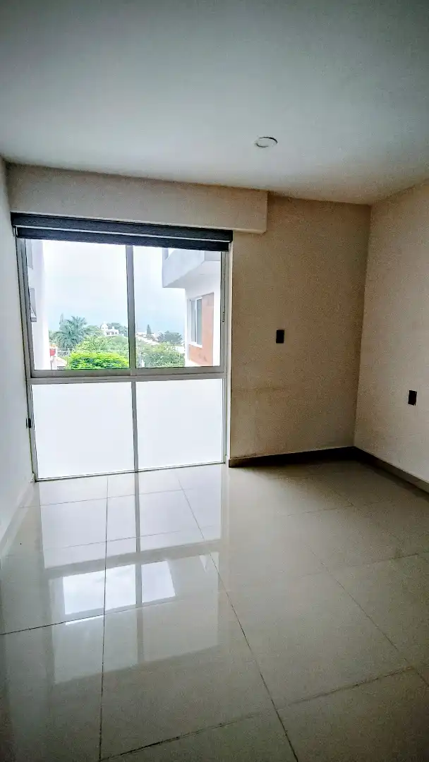 CASA EN PRIVADA DE 8 CASAS EN LOMAS TRUJILLO EN TEMIXCO MORELOS