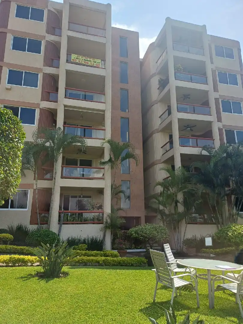 DEPARTAMENTO CON VIGILANCIA  Y ELEVADOR EN FRACCIONAMIENTO JUNTO AL RIO EM TEMIXCO .MORELOS