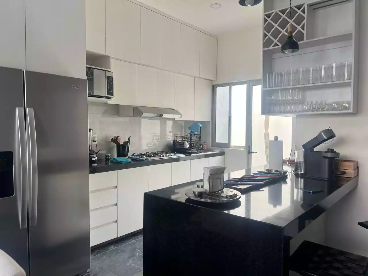 CASA EN VENTA EN FRACC. CON VIGILANCIA. AMPLIACIÓN VISTA HERMOSA