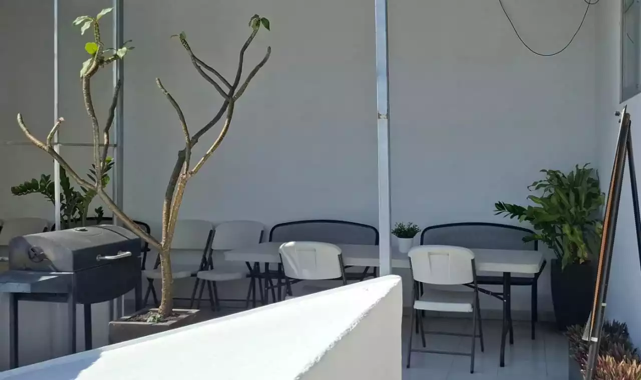 EDIFICIO EN RENTA, LOMAS DE CORTES, CUERNAVACA