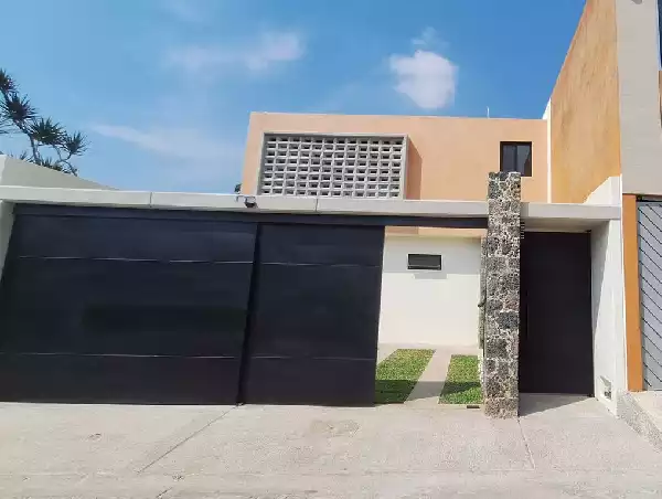 Casa en venta en Lomas de Cortes