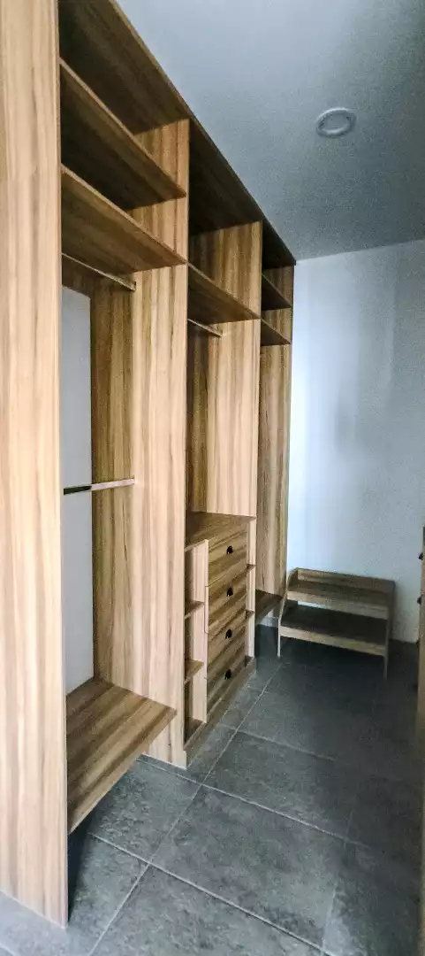 CASA EN VENTA EN RESIDENCIAL MAXIMILIANO, ACAPATZINGO, CUERNAVACA MOR.