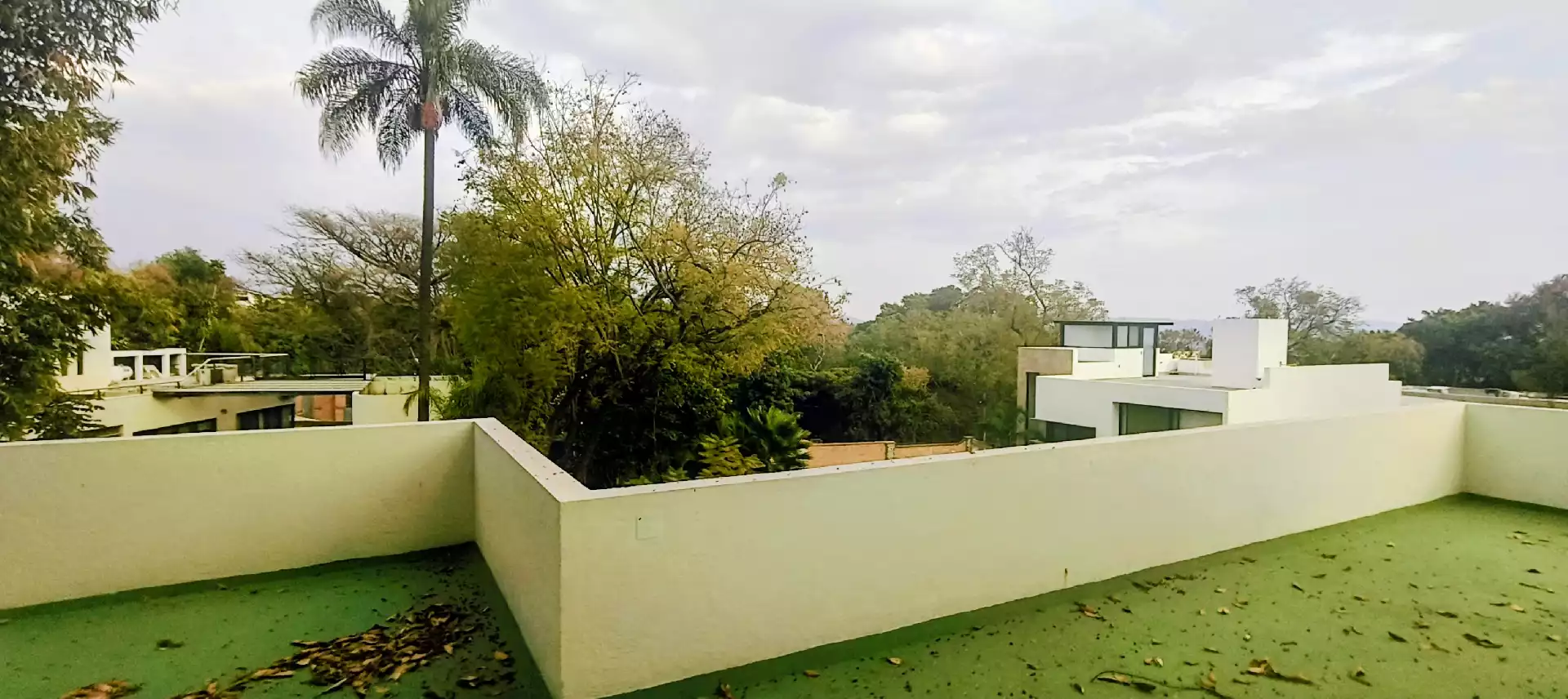 CASA EN VENTA EN RESIDENCIAL MAXIMILIANO, ACAPATZINGO, CUERNAVACA MOR.