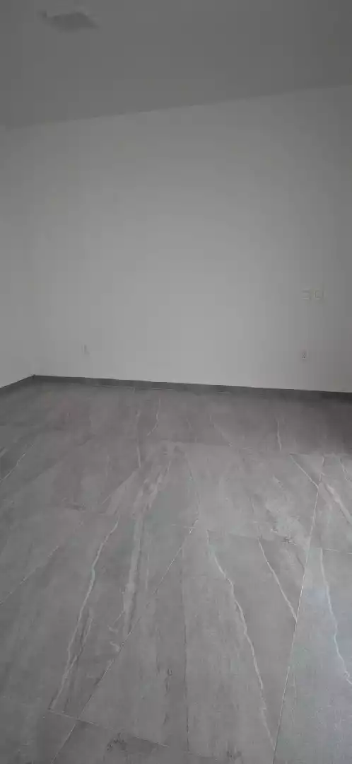 CASA EN PRIVADA CON VIGILANCIA EN RESIDENCIAL  LOMAS DE CORTES