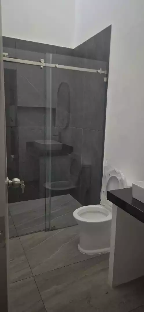 CASA EN PRIVADA CON VIGILANCIA EN RESIDENCIAL  LOMAS DE CORTES