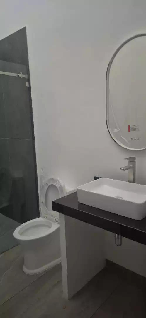 CASA EN PRIVADA CON VIGILANCIA EN RESIDENCIAL  LOMAS DE CORTES