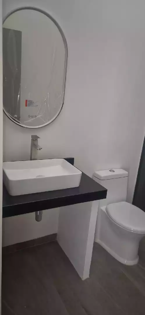 CASA EN PRIVADA CON VIGILANCIA EN RESIDENCIAL  LOMAS DE CORTES