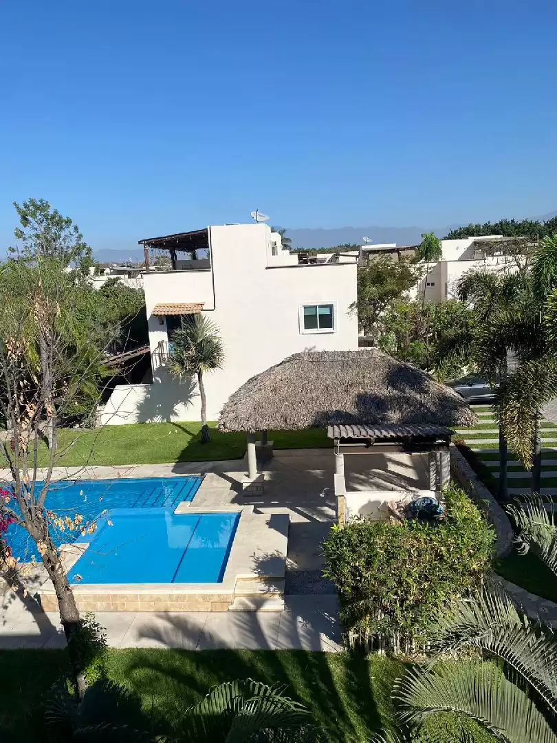 CASA EN VENTA EN EL RESIDENCIAL TULIPANES, EMILIANO ZAPATA