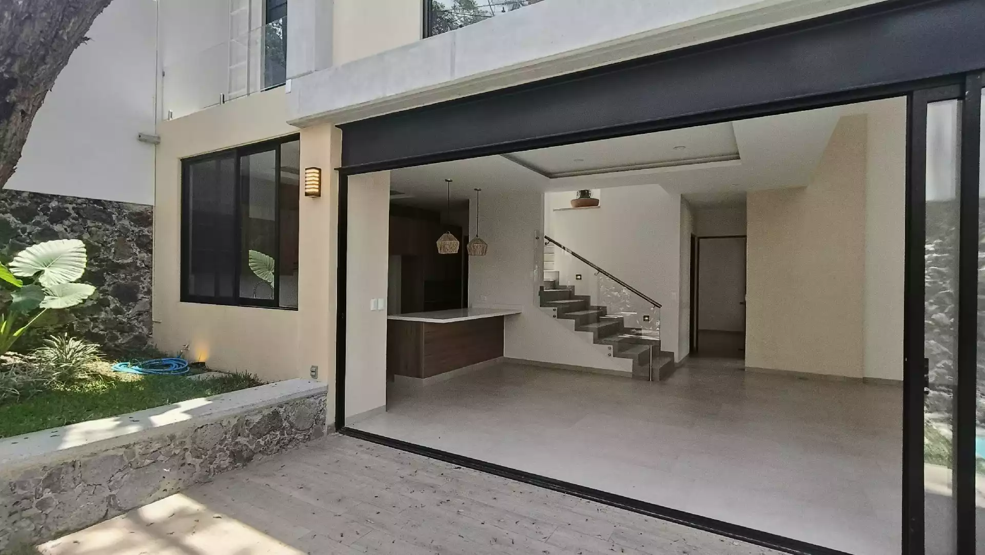 ¡Casa Exclusiva en Venta en Lomas del Mirador, Cuernavaca, Morelos!