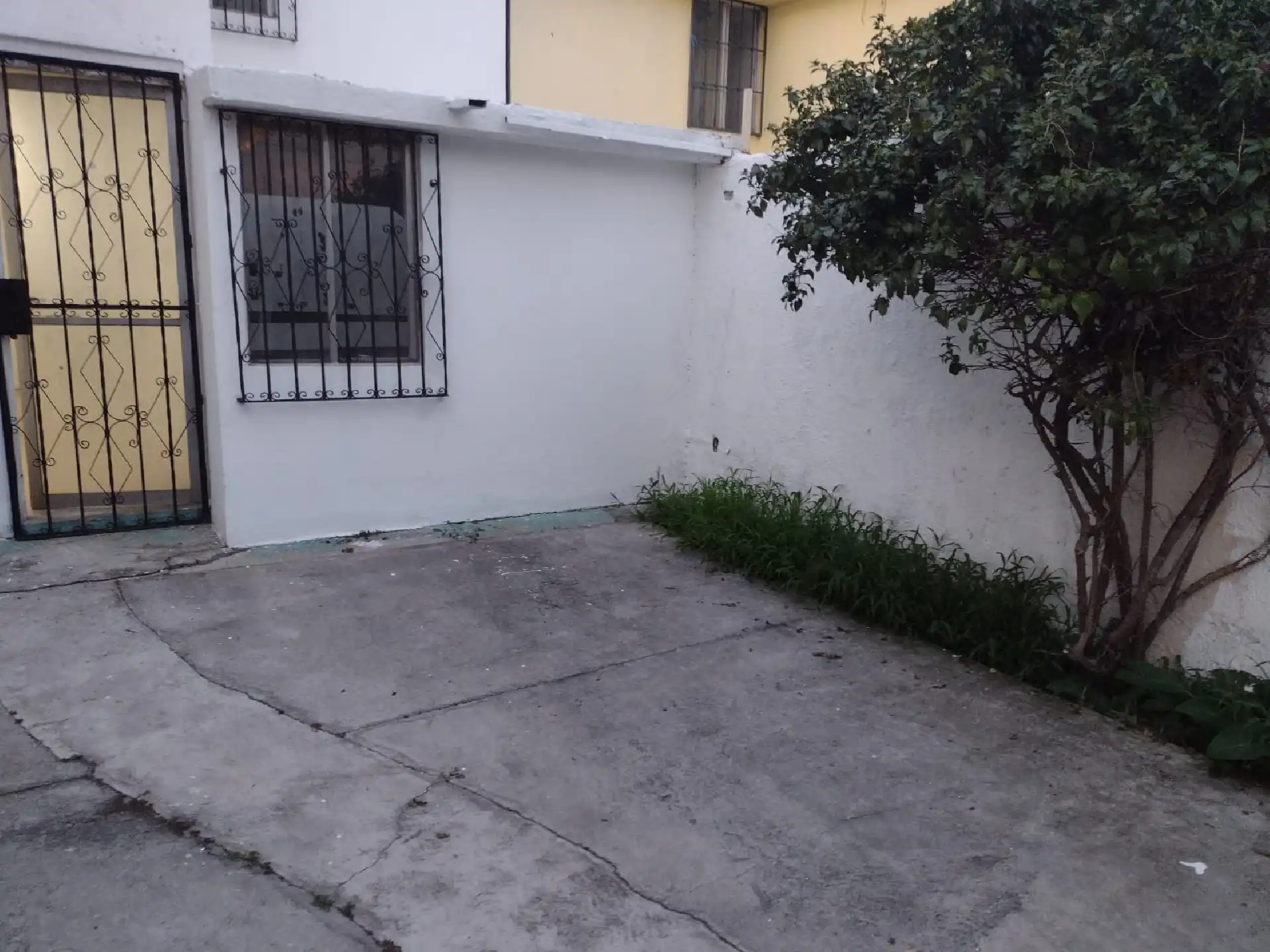 CASA EN RENTA / VENTA EN CIVAC JIUTEPEC MORELOS