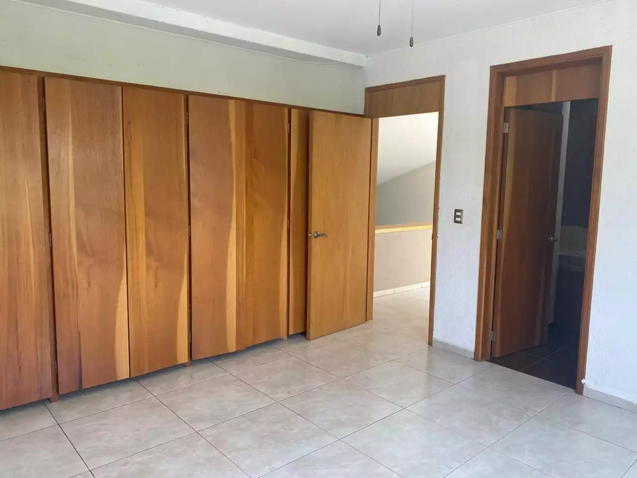 CASA EN VENTA / RENTA EN JIUTEPEC MORELOS