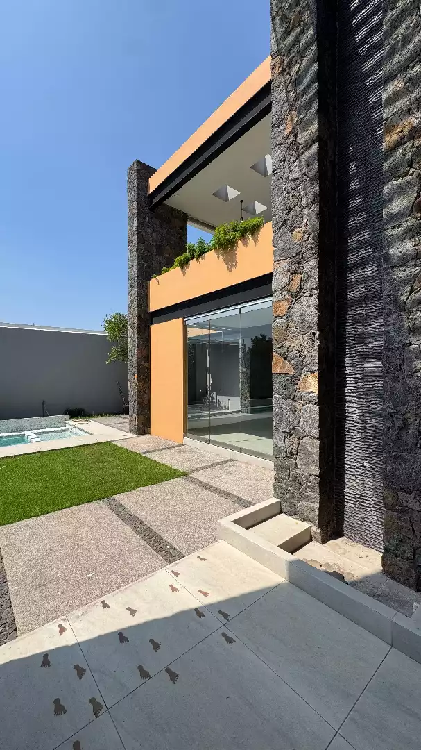 CASA EN VENTA / RENTA  EN CUERNAVACA MORELOS