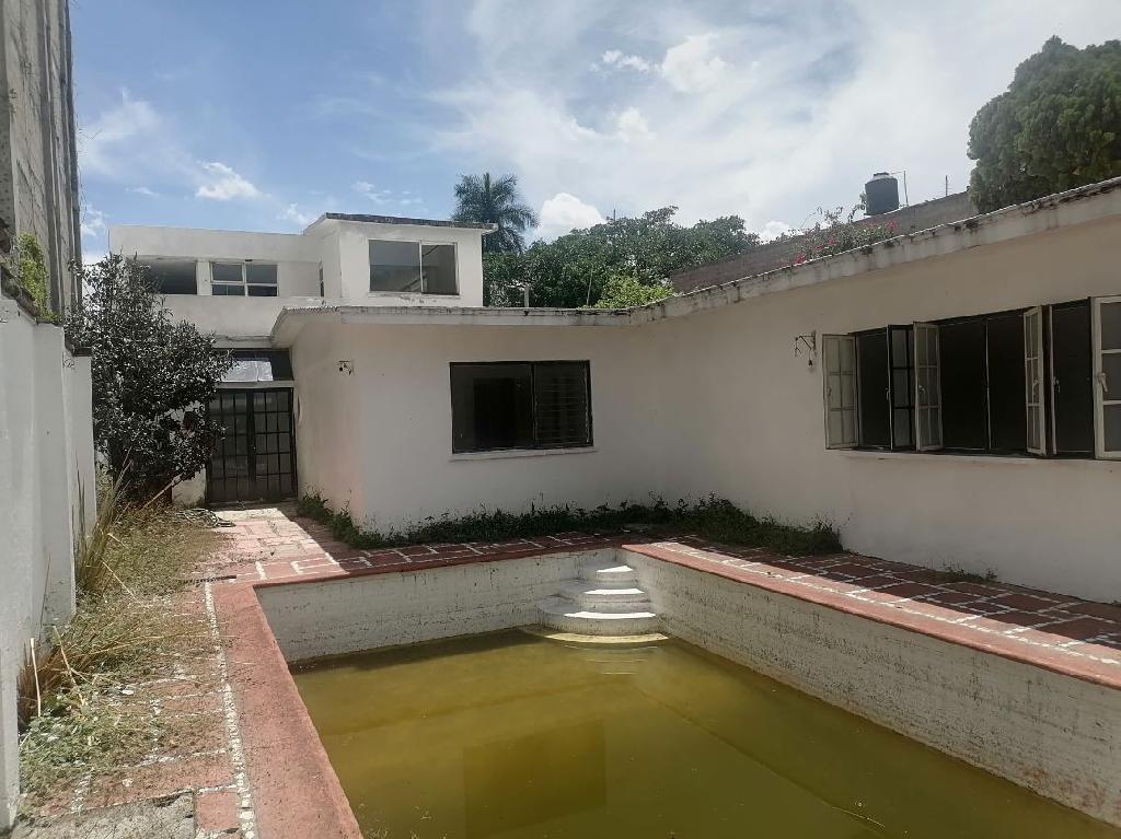 Casa comercial en Acapantzingo ideal como bodega 