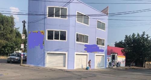 Ubicado y bonito Edificio
