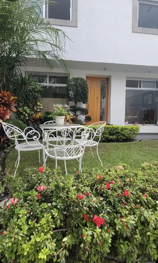 Casa en fraccionamiento La Cañada, Cuernavaca. Morelos