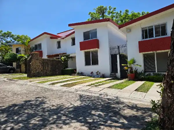 Casa en condominio en renta , Lomas de la selva