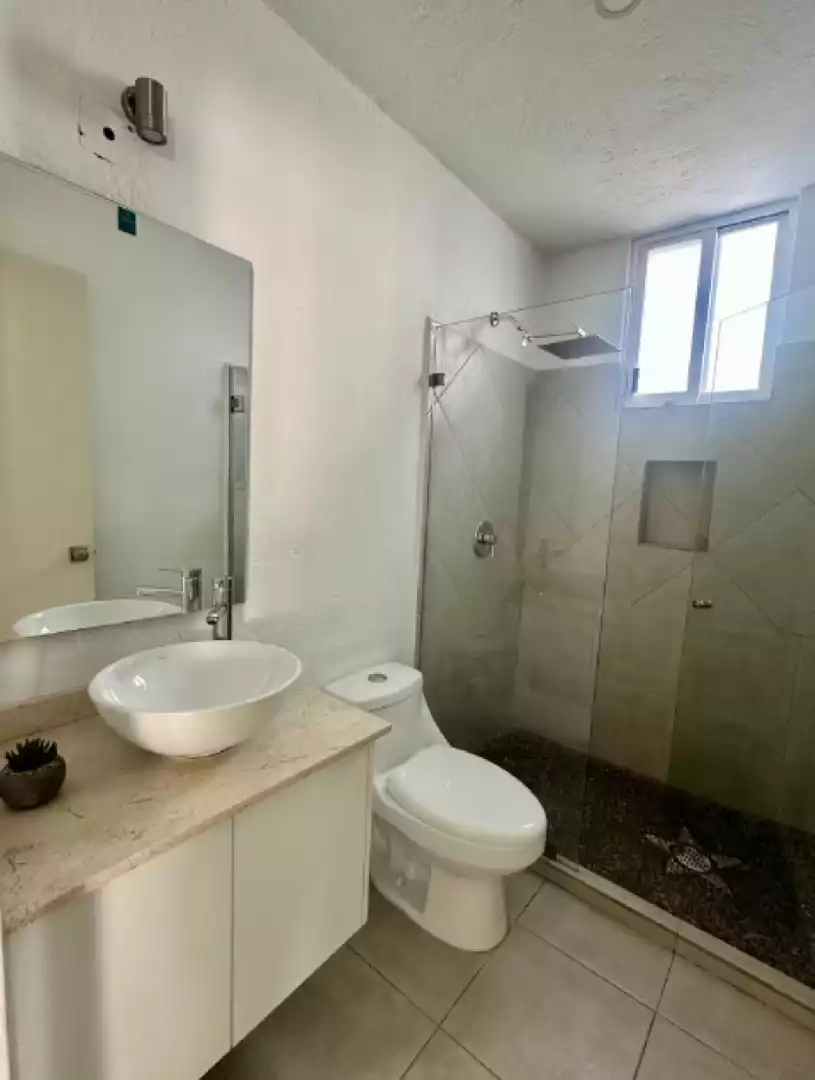 Casa en venta en residencial Corinto, Burgos bugambilias