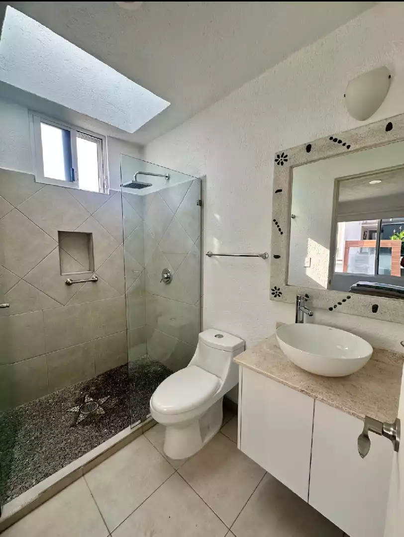 Casa en venta en residencial Corinto, Burgos bugambilias