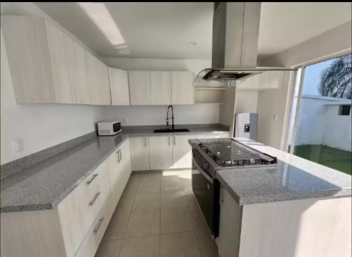 Casa en venta en residencial Corinto, Burgos bugambilias