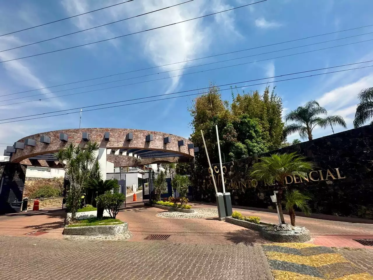 Casa en venta en residencial Corinto, Burgos bugambilias