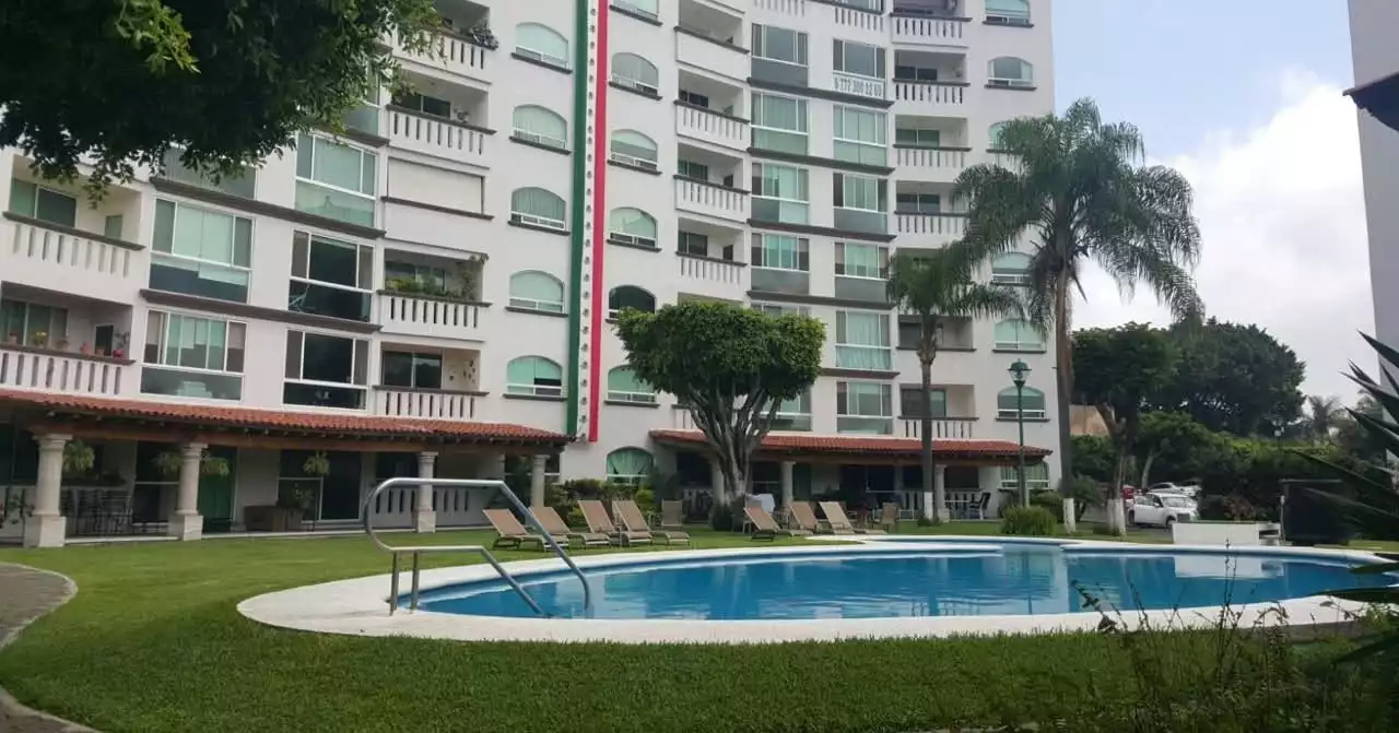 Departamento en renta  y venta, condominio la Joya