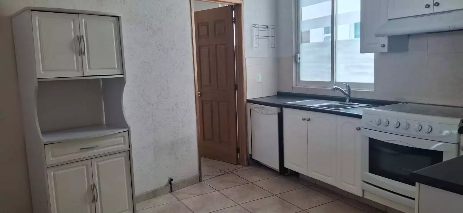 Departamento en renta  y venta, condominio la Joya