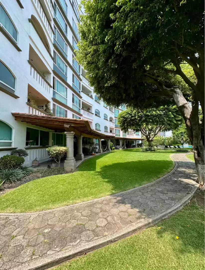 Departamento en renta  y venta, condominio la Joya