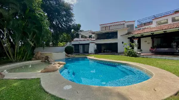 Casa en venta y/o renta en residencial Sumiya