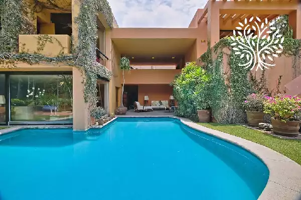 Casa Amueblada en Renta en Las Quintas