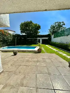 ¡Tu hogar ideal en la Zona Dorada de Cuernavaca te espera! Casa en venta en Jardines de Cuernavaca