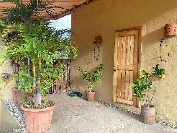 LOFT EN RENTA CON TERRAZA – ZONA RESIDENCIAL CON VIGILANCIA