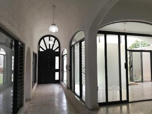 CUERNAVACA CASA EN RENTA PARA OFICINAS