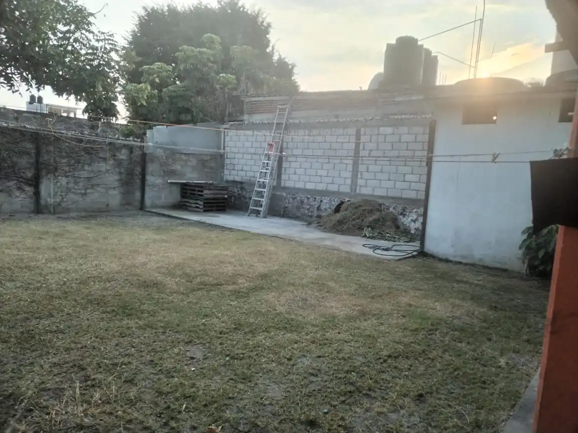 Propiedad comercial con uso de suelo