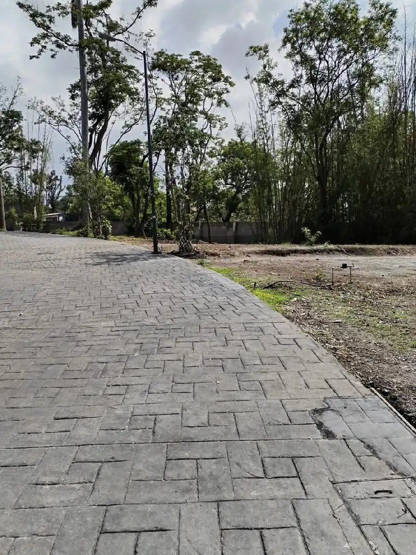 Preciosos terrenos en privada con vigilancia en zona norte