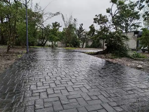 Preciosos terrenos en privada con vigilancia en zona norte