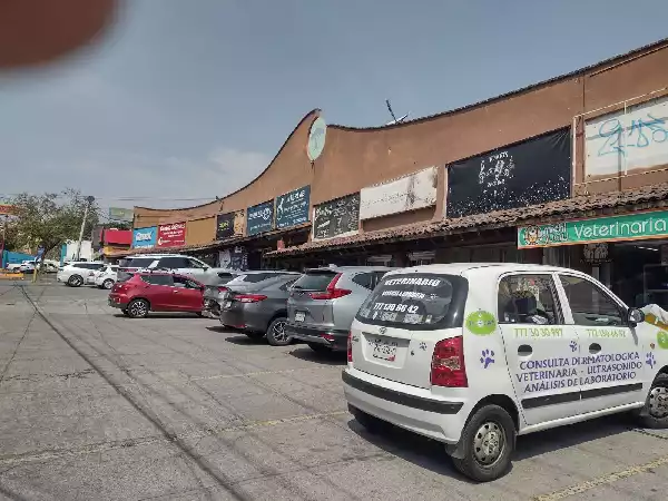 Local con excelente ubicación sobre avenida