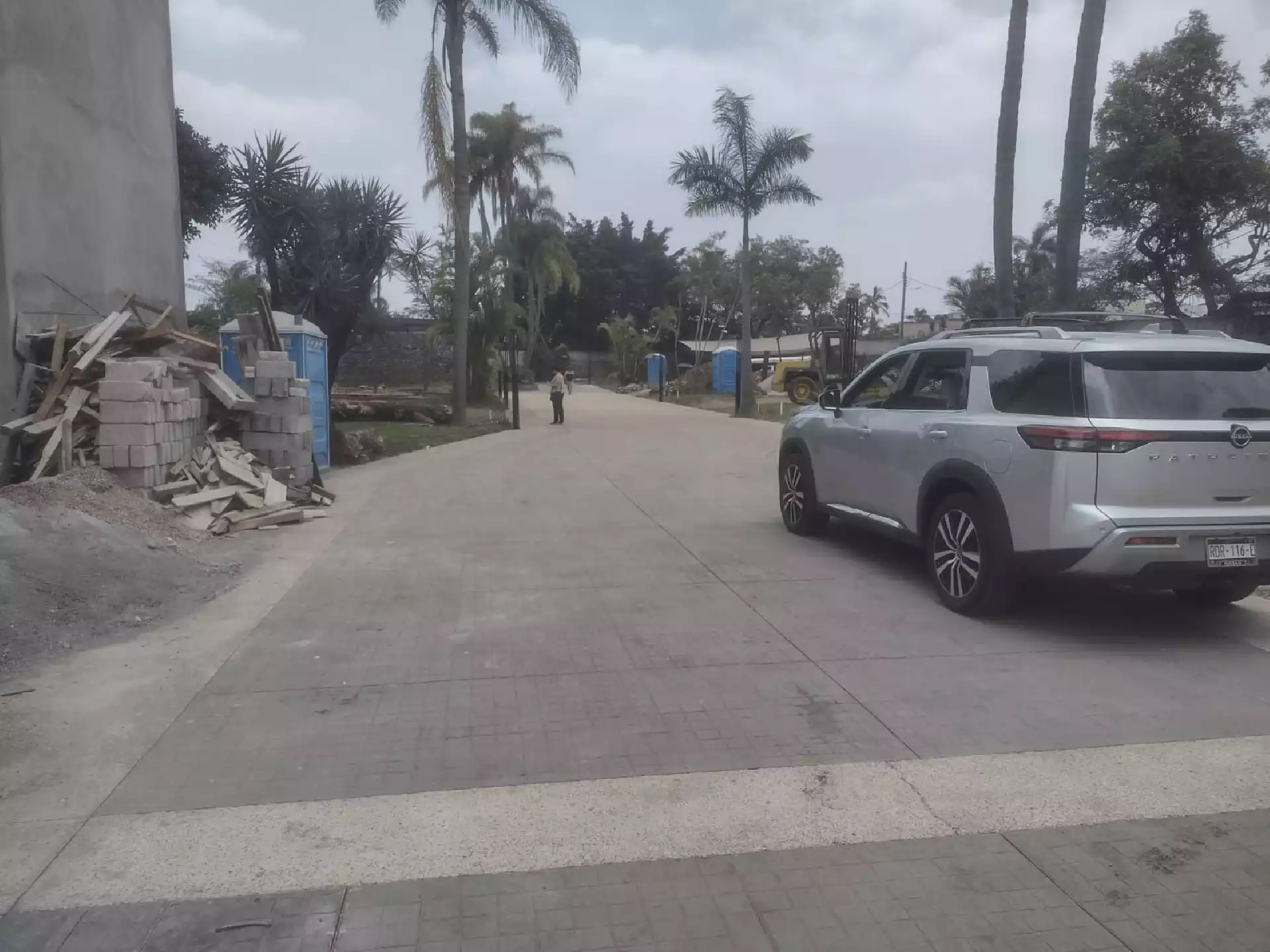 Estrene preciosa casa en privada con vigilancia