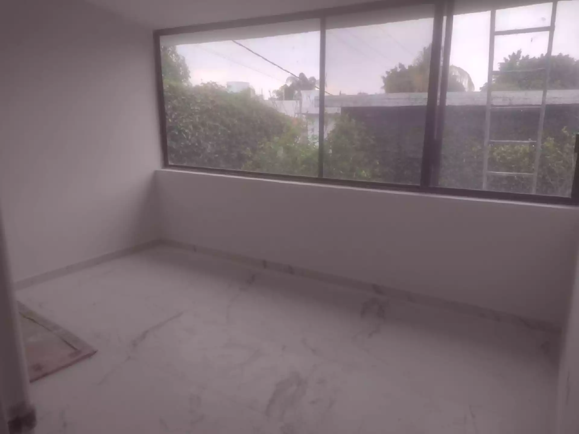 Preciosa casa en condominio en zona dorada