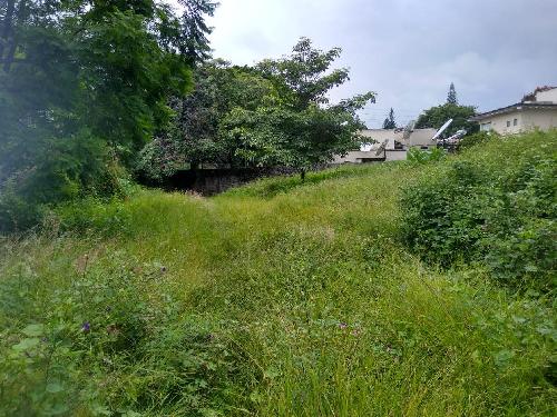 hermoso terreno plano en fraccionamiento con vigilancia