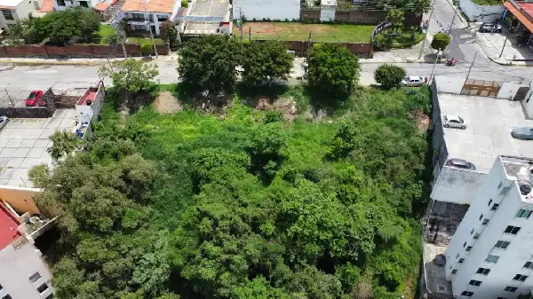 CUERNAVACA 3,150 MTS2. AHUATLÁN TZOMPANTLE TERRENO EN VENTA