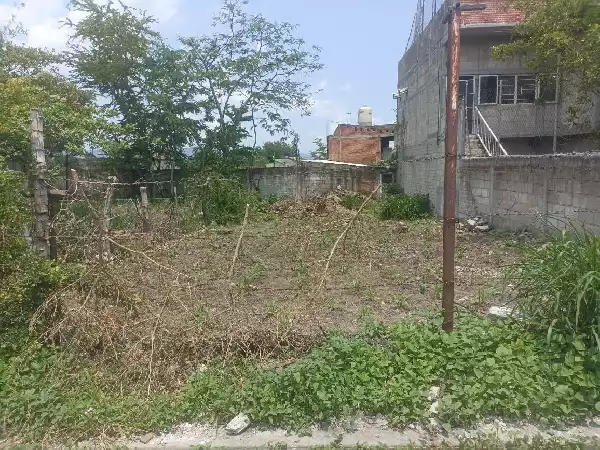 CUERNAVACA TEMIXCO TERRENO EN VENTA 200 MTS2.