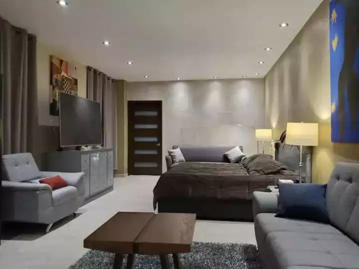 (CVO) CASA EN LOMAS TZOMPANTLE $.  6,800,000  