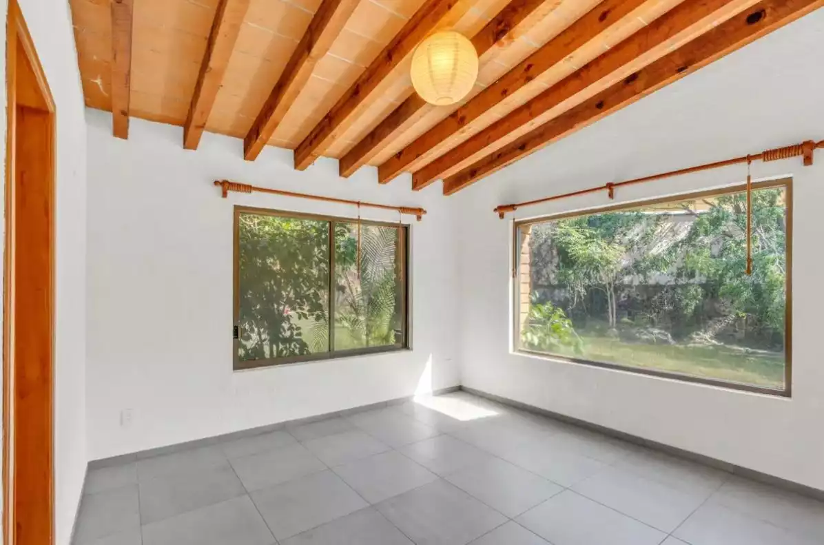 (CRO) CASA EN FRACC. LIMONEROS $ 13,950,000