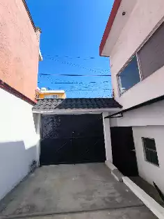 (CRG) CASA LOMAS DE CORTES $ 3,380,000