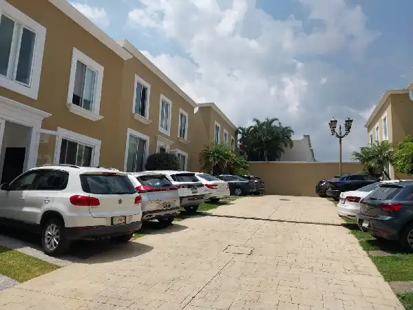 (CJO) CASA EN CONDOMINIO LOMAS DE CORTES $ 15,900