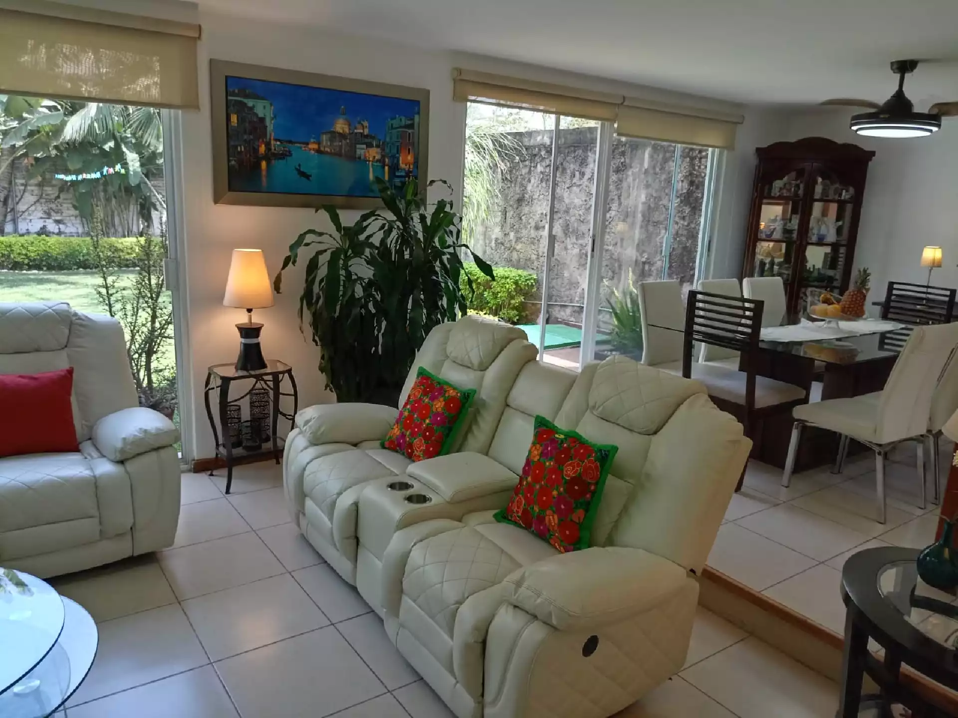 CASA EN VENTA EN LOMAS DE CUERNAVACA EN TEMIXCO  MORELOS