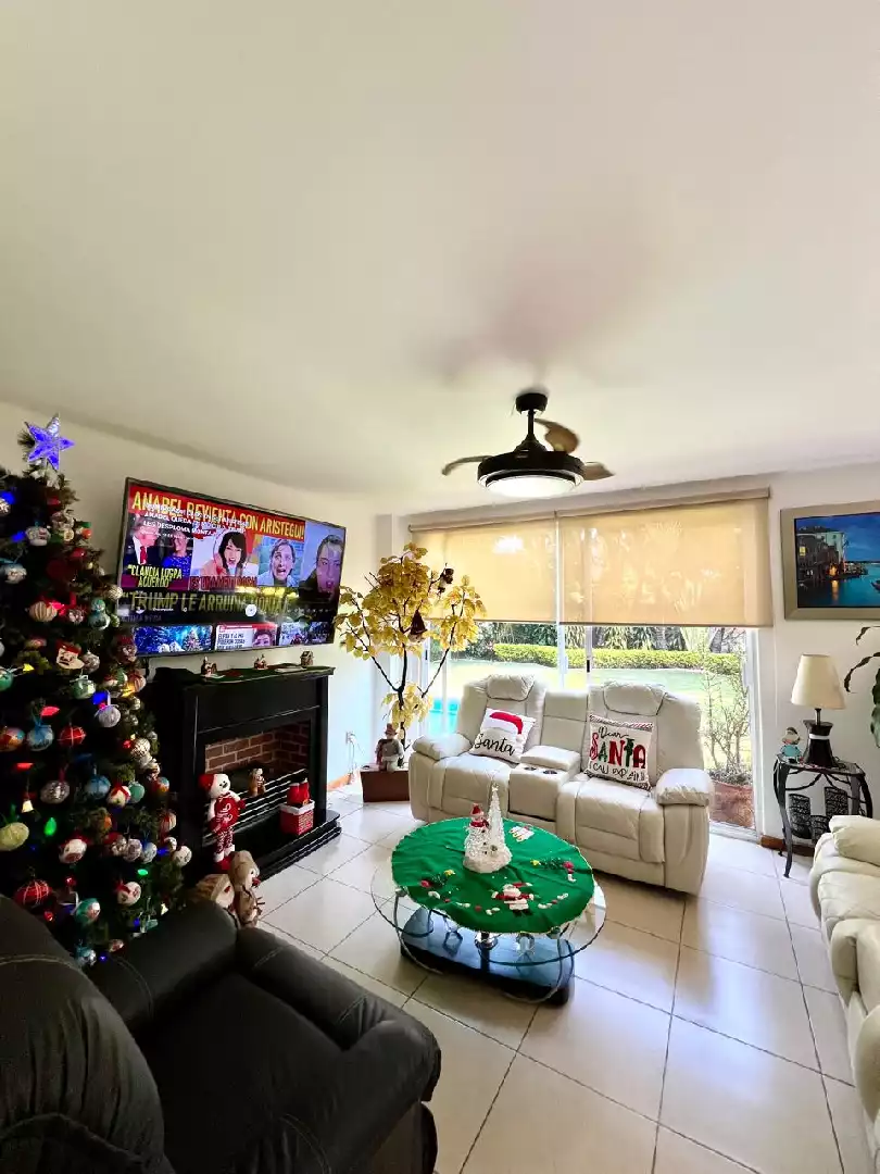 CASA EN VENTA EN LOMAS DE CUERNAVACA EN TEMIXCO  MORELOS