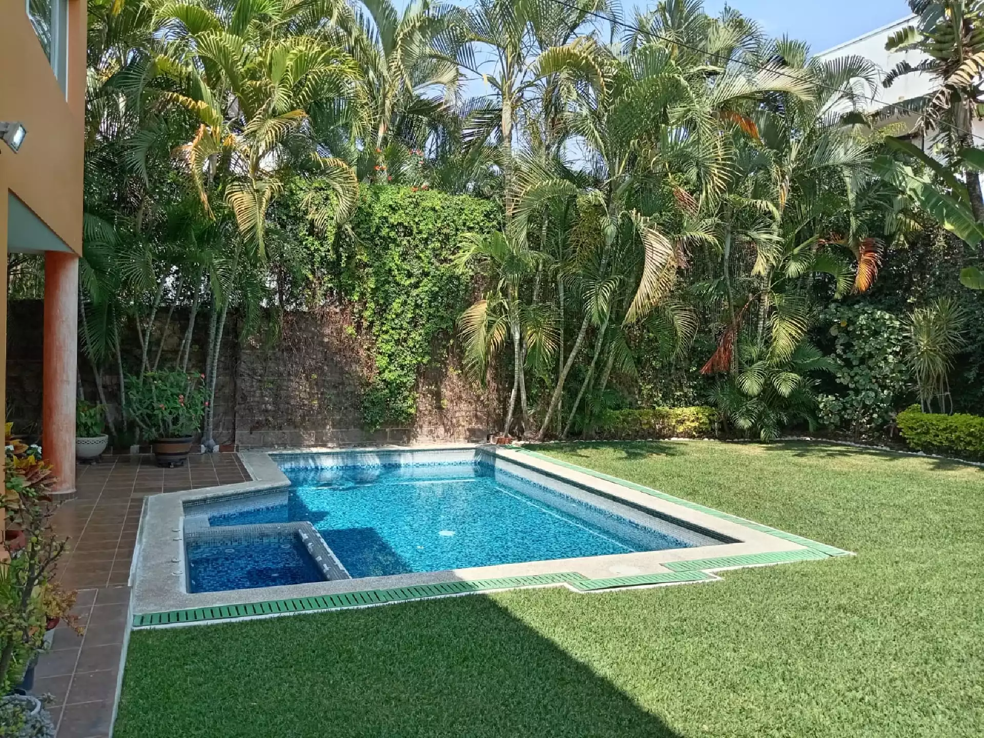 CASA EN VENTA EN LOMAS DE CUERNAVACA EN TEMIXCO  MORELOS