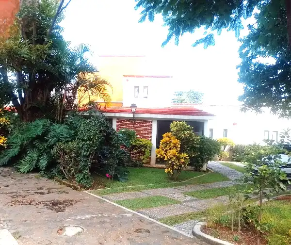 Renta Casa Amueblada Un nivel, Cond. Sn Juan Chapultepec, Cuernavaca